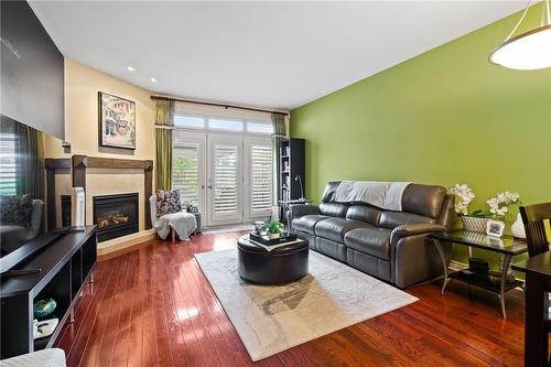 99 Willowlanding Court, Welland, ON - Indoor Photo Showing Living Room With Fireplace