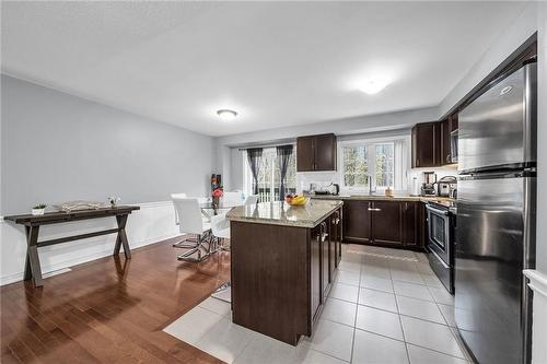 233 Duskywing Way|Unit #35, Oakville, ON - Indoor Photo Showing Kitchen