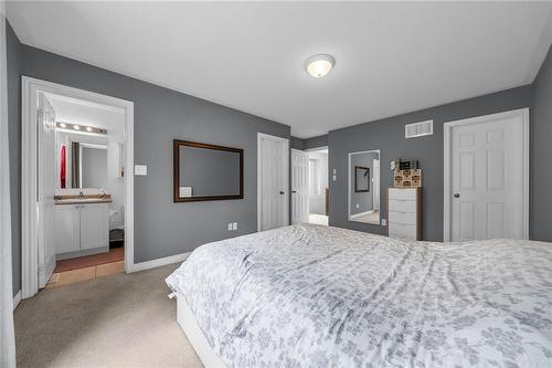 233 Duskywing Way|Unit #35, Oakville, ON - Indoor Photo Showing Bedroom