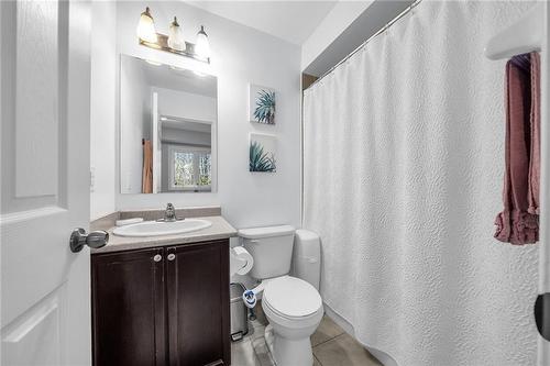 233 Duskywing Way|Unit #35, Oakville, ON - Indoor Photo Showing Bathroom