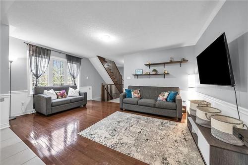 233 Duskywing Way|Unit #35, Oakville, ON - Indoor Photo Showing Living Room