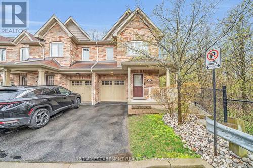 35 - 233 Duskywing Way, Oakville, ON - Outdoor With Facade