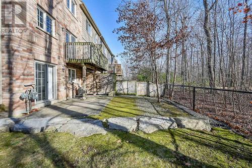 35 - 233 Duskywing Way, Oakville, ON - Outdoor