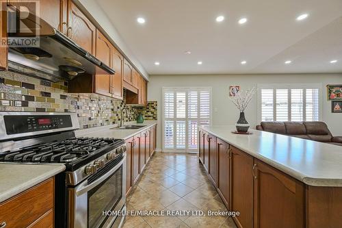 80 Newington Crescent, Brampton (Bram East), ON - Indoor Photo Showing Kitchen With Upgraded Kitchen