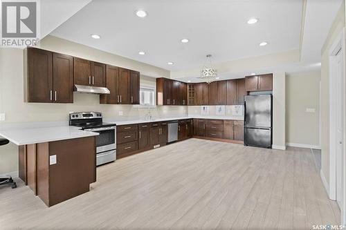 28 1703 Patrick Crescent, Saskatoon, SK - Indoor Photo Showing Kitchen