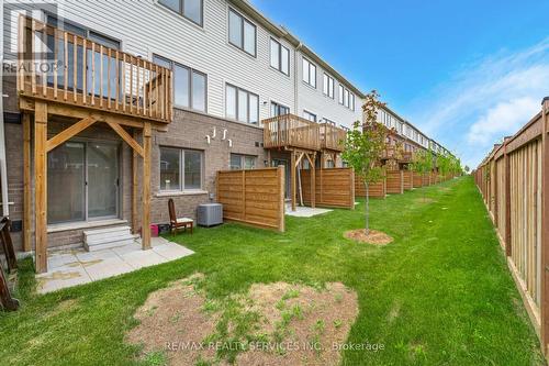 98 - 85 Danzatore Path, Oshawa, ON - Outdoor With Exterior