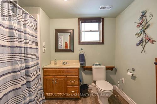 5 Macpherson Crescent, Kawartha Lakes, ON - Indoor Photo Showing Bathroom