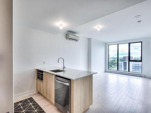 Interior - 1121-200 Rue Marie-Charles-Le Moyne, Longueuil (Le Vieux-Longueuil), QC - Indoor Photo Showing Kitchen