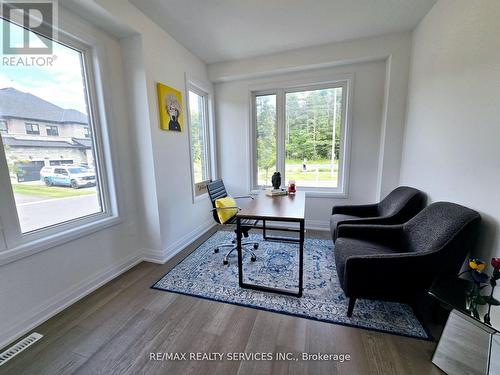 134 Franklin Trail W, Barrie, ON - Indoor Photo Showing Other Room