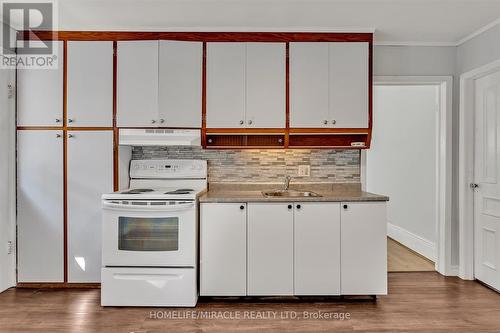 966 Monaghan Road, Peterborough, ON - Indoor Photo Showing Kitchen