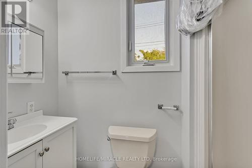 966 Monaghan Road, Peterborough, ON - Indoor Photo Showing Bathroom