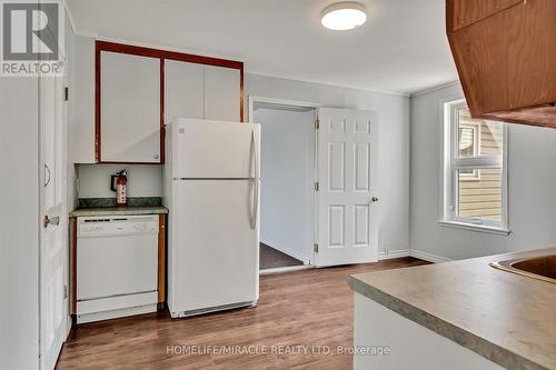 966 Monaghan Road, Peterborough, ON - Indoor Photo Showing Kitchen