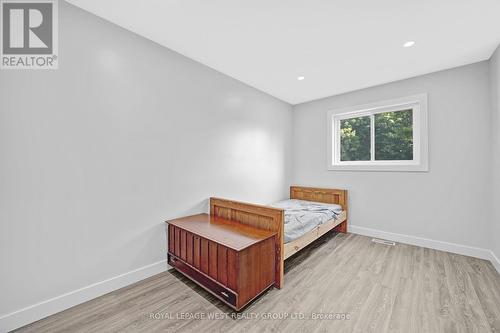 129 Langford Church Road, Brantford, ON - Indoor Photo Showing Bedroom