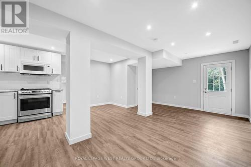 129 Langford Church Road, Brantford, ON - Indoor Photo Showing Kitchen