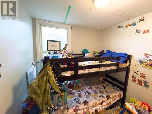 196-198 Clarence Street, London, ON - Indoor Photo Showing Bedroom