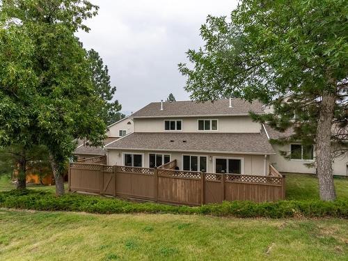 24-2050 Qu'Appelle Blvd, Kamloops, BC - Outdoor