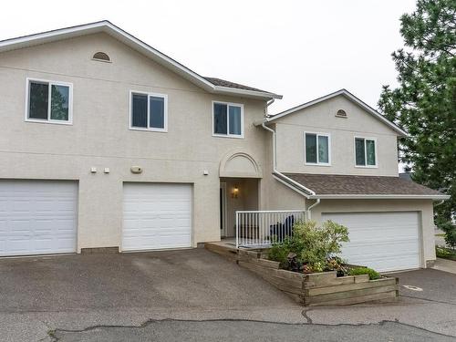 24-2050 Qu'Appelle Blvd, Kamloops, BC - Outdoor