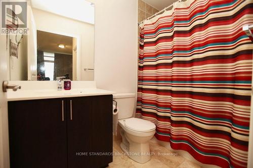 704 - 520 Steeles Avenue W, Vaughan, ON - Indoor Photo Showing Bathroom