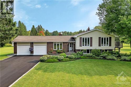 Front view - 1032 William Mooney Road, Carp, ON - Outdoor With Facade