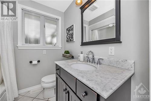 1032 William Mooney Road, Carp, ON - Indoor Photo Showing Bathroom