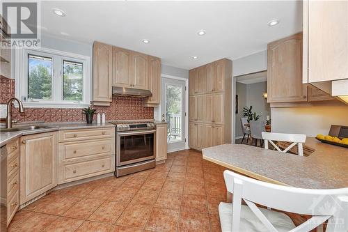 1032 William Mooney Road, Carp, ON - Indoor Photo Showing Kitchen