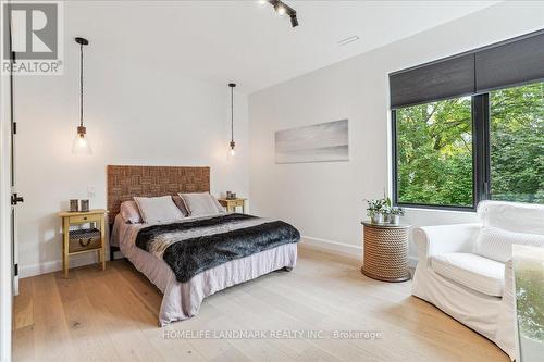 114 Reding Road, Hamilton (Ancaster), ON - Indoor Photo Showing Bedroom