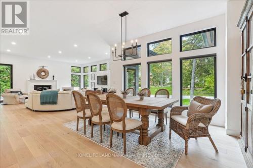 114 Reding Road, Hamilton (Ancaster), ON - Indoor Photo Showing Dining Room