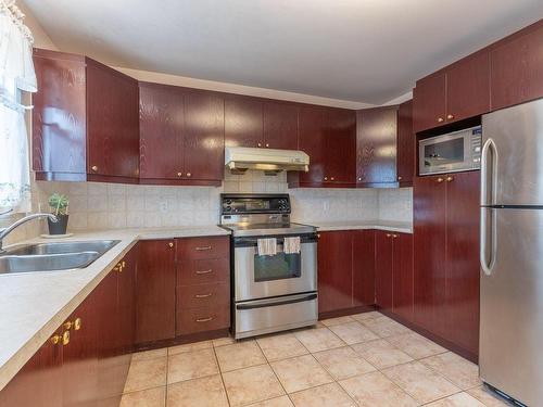 Cuisine - 1 Rue Allard, Kirkland, QC - Indoor Photo Showing Kitchen With Double Sink