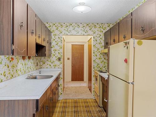 205-305 Michigan St, Victoria, BC - Indoor Photo Showing Kitchen