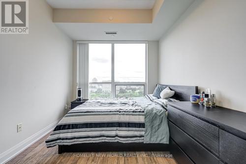 1002 - 18 Graydon Hall Drive, Toronto (Parkwoods-Donalda), ON - Indoor Photo Showing Bedroom