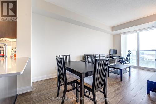 1002 - 18 Graydon Hall Drive, Toronto (Parkwoods-Donalda), ON - Indoor Photo Showing Dining Room