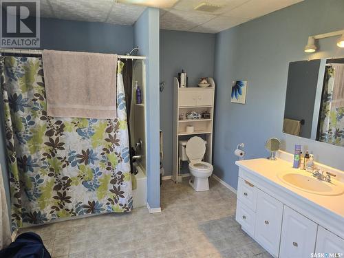 Eskra Acreage, Elfros Rm No. 307, SK - Indoor Photo Showing Bathroom