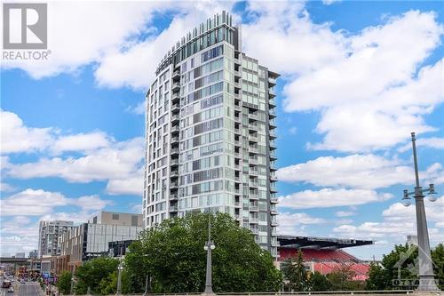 1035 Bank Street Unit#705, Ottawa, ON - Outdoor With Facade