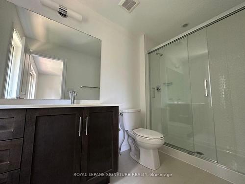 23 Folcroft St, Brampton, ON - Indoor Photo Showing Bathroom