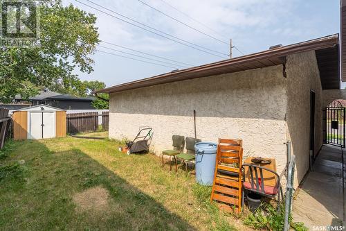 55 Thomson Avenue, Regina, SK - Outdoor