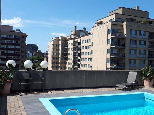 Vue - 505-3455 Rue Drummond, Montréal (Ville-Marie), QC - Outdoor With In Ground Pool