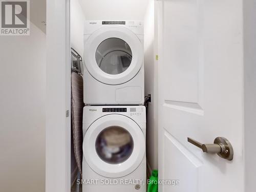 116 - 3200 William Coltson Avenue, Oakville, ON - Indoor Photo Showing Laundry Room