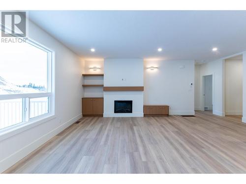 7943 Southridge Avenue, Prince George, BC - Indoor Photo Showing Living Room With Fireplace