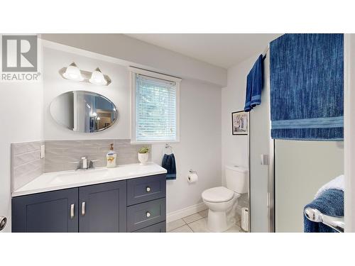 6329 Mulligan Drive, 100 Mile House, BC - Indoor Photo Showing Bathroom