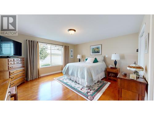 6329 Mulligan Drive, 100 Mile House, BC - Indoor Photo Showing Bedroom