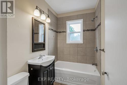 1301 Easton Avenue, Cornwall, ON - Indoor Photo Showing Bathroom