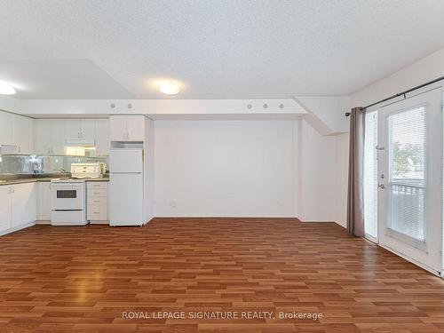 109-5100 Winston Churchill Blvd, Mississauga, ON - Indoor Photo Showing Kitchen