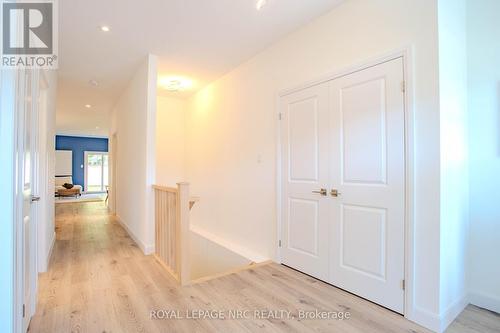 27 Beachwalk Crescent, Fort Erie, ON - Indoor Photo Showing Other Room