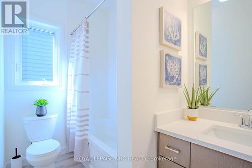 27 Beachwalk Crescent, Fort Erie, ON - Indoor Photo Showing Bathroom