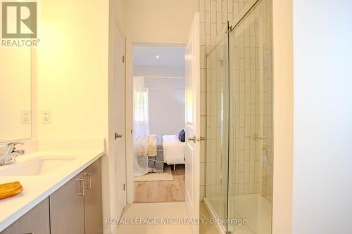 27 Beachwalk Crescent, Fort Erie, ON - Indoor Photo Showing Bathroom