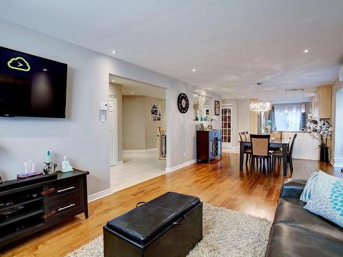 Living room - 2073 Rue De Messine, Laval (Vimont), QC - Indoor Photo Showing Living Room