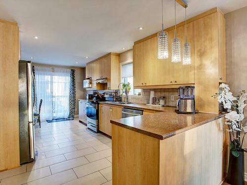 Kitchen - 2073 Rue De Messine, Laval (Vimont), QC - Indoor Photo Showing Kitchen With Double Sink