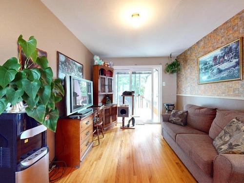 Salon - 32 Boul. Ste-Marguerite, Châteauguay, QC - Indoor Photo Showing Living Room