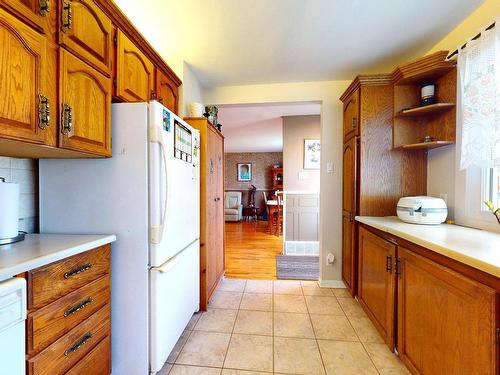 Kitchen - 32 Boul. Ste-Marguerite, Châteauguay, QC - Indoor Photo Showing Kitchen