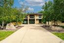 735 Park Blvd, Winnipeg, MB 